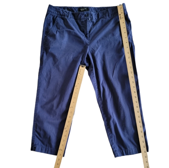 Navy Talbots Capri Pants Size 10 - Picture 2 of 4